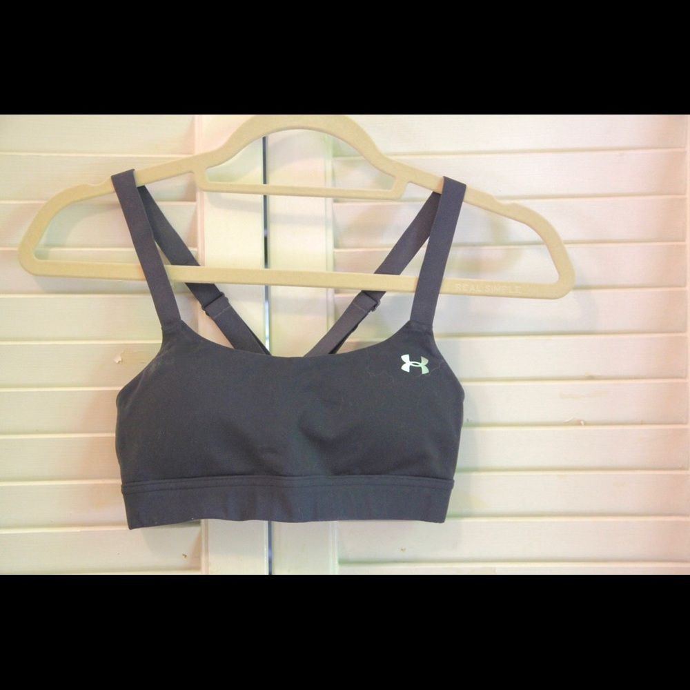 Under Armour eclipse mid bra 🦋